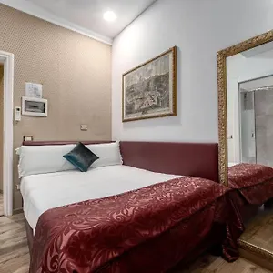 Trevi Qq Bed & Breakfast