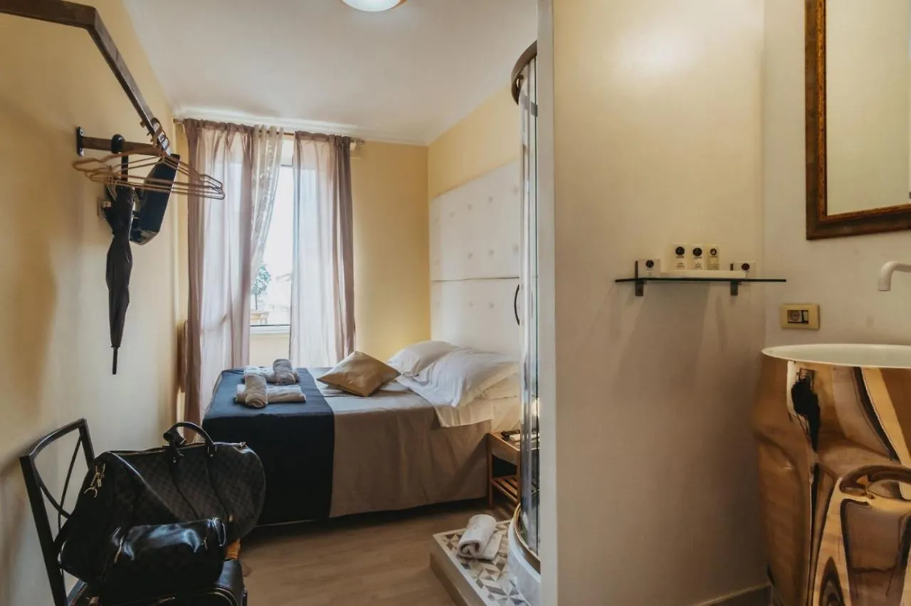 Bed & Breakfast Trevi Rooms In Rome Italy