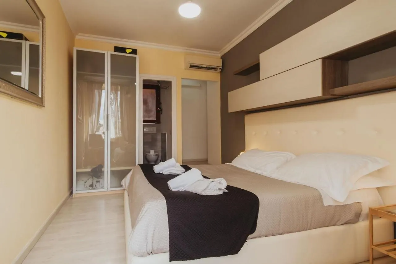 Trevi Rooms In Rome Italy