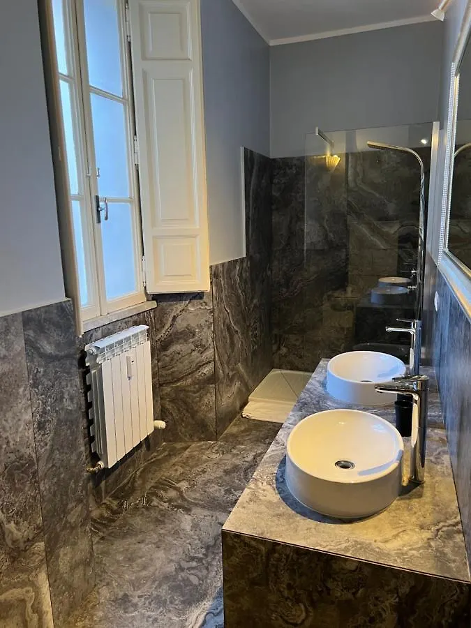 Trevi Rooms In Rome