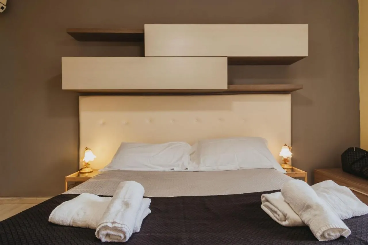Trevi Rooms In Rome 0*,