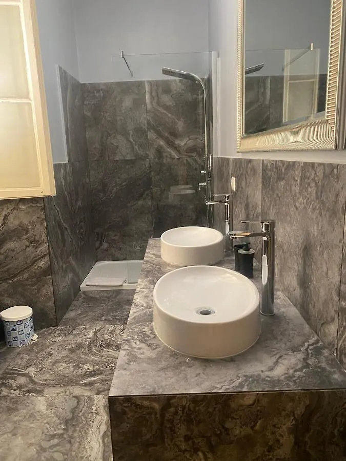 Trevi Rooms In Rome