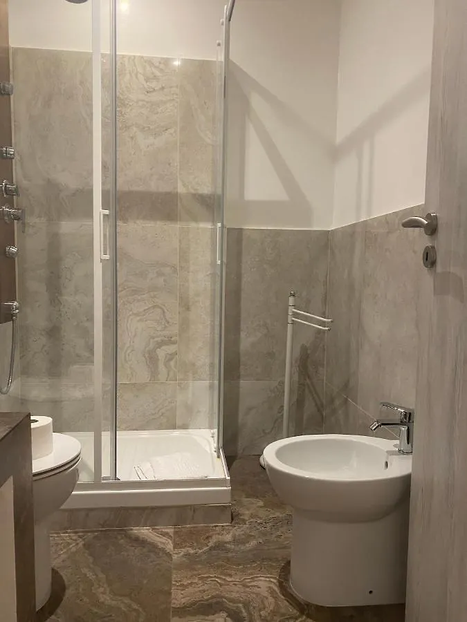 Trevi Rooms In Rome Bed & Breakfast